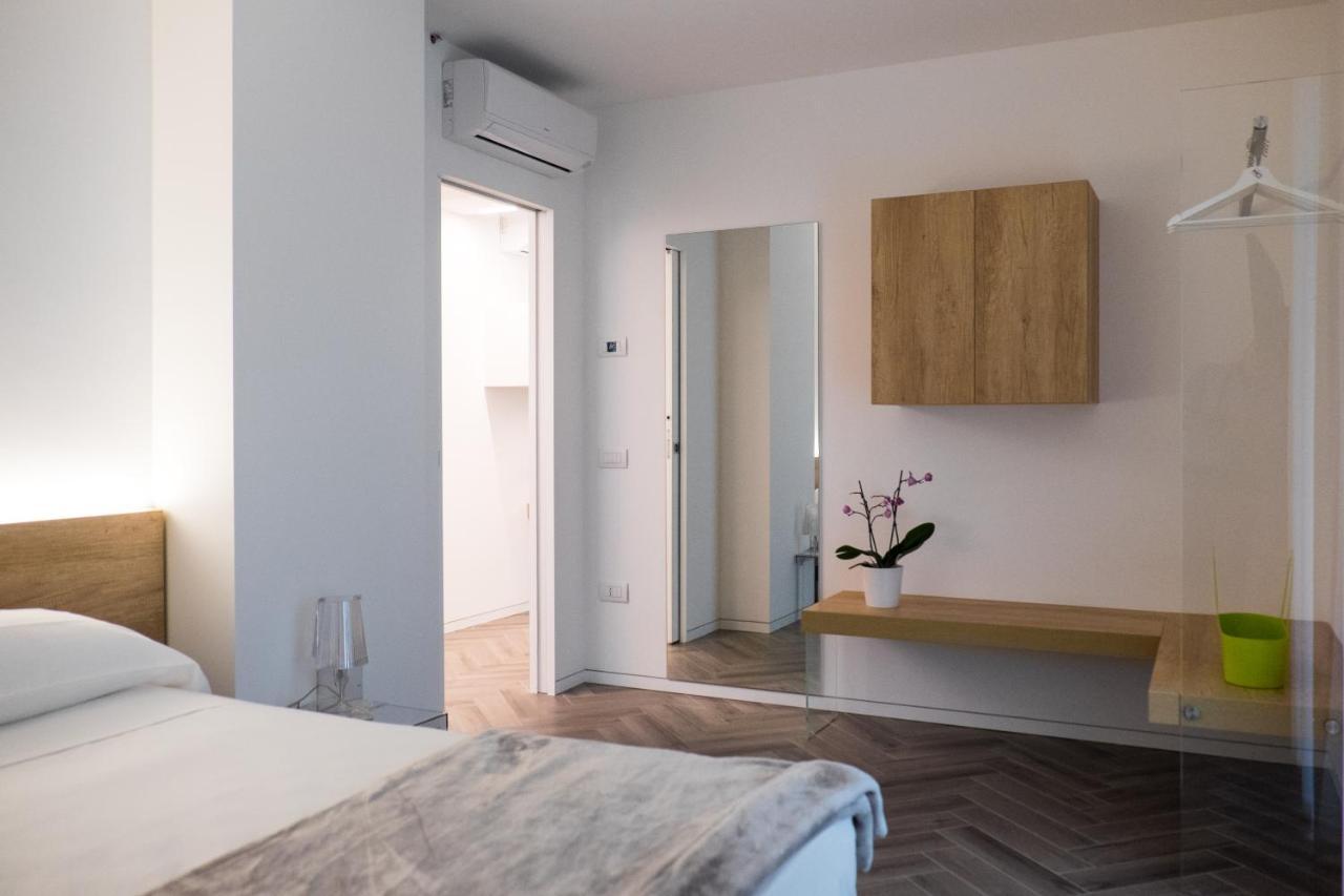 Terrazze Dei Tigli Appartement Riva del Garda Buitenkant foto